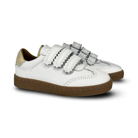 Porte White Scallop Gold Tab Velcro Sneaker