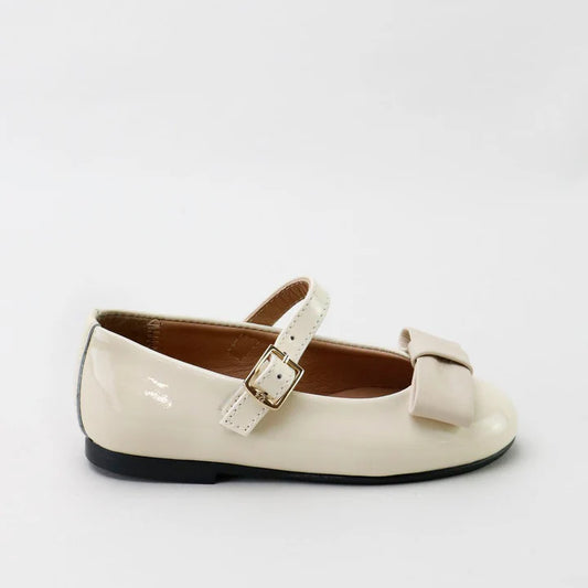 Papanatas Cream Patent Bow Mary Jane