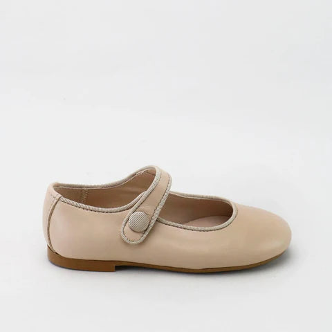 Papanatas Arena Nude Mary Jane