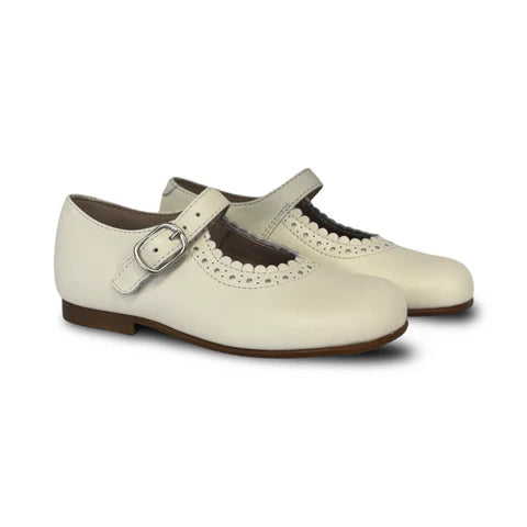 Beberlis Cream Scallop Buckle Mary Jane