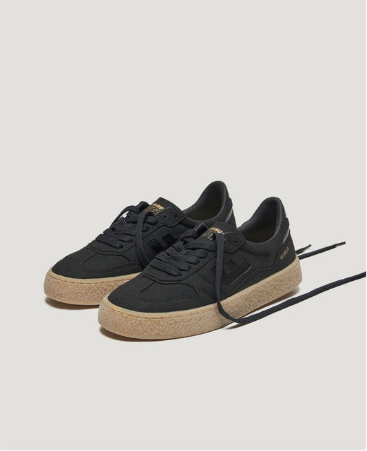 Flamingos Burela Bold Black Suede Sneaker